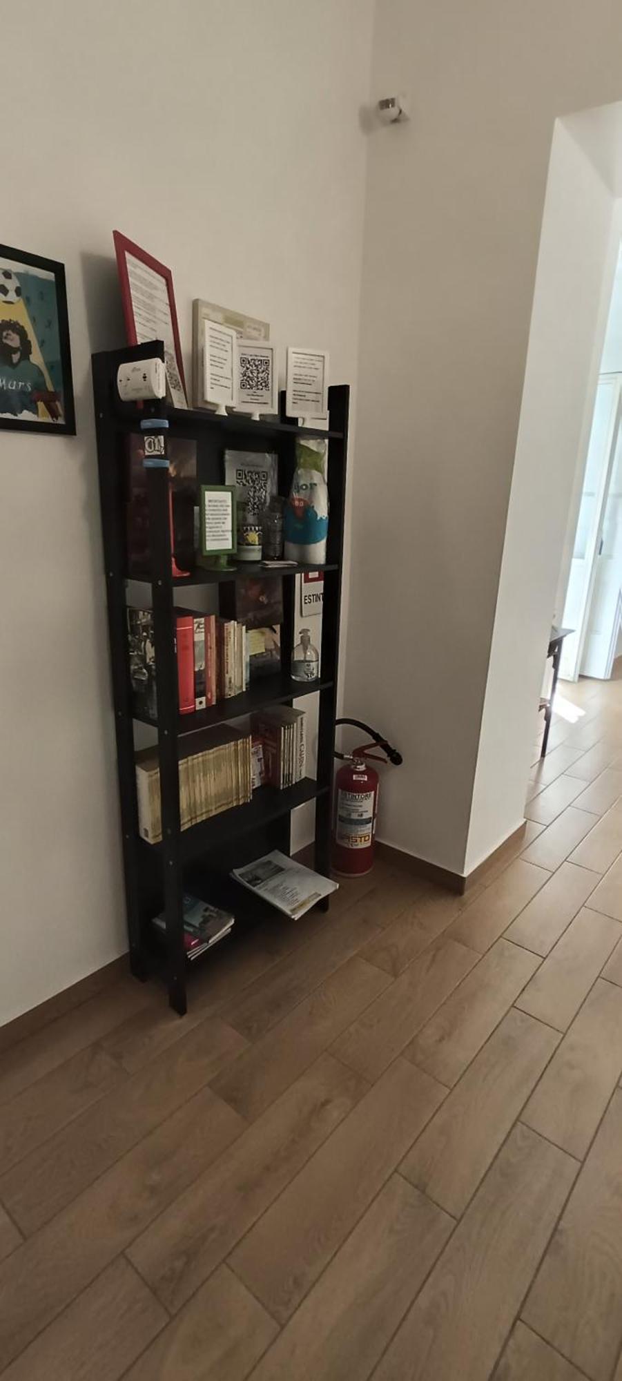 مبيت وإفطار نابولي Casa Laura Oliva Mancini المظهر الخارجي الصورة